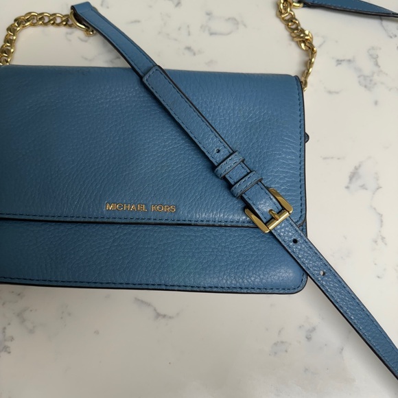Micheal Kors Crossbody - Picture 4 of 4